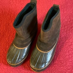 Red Ball by Lacrosse Thinsulate Boots size 7 , good condition, worn little.